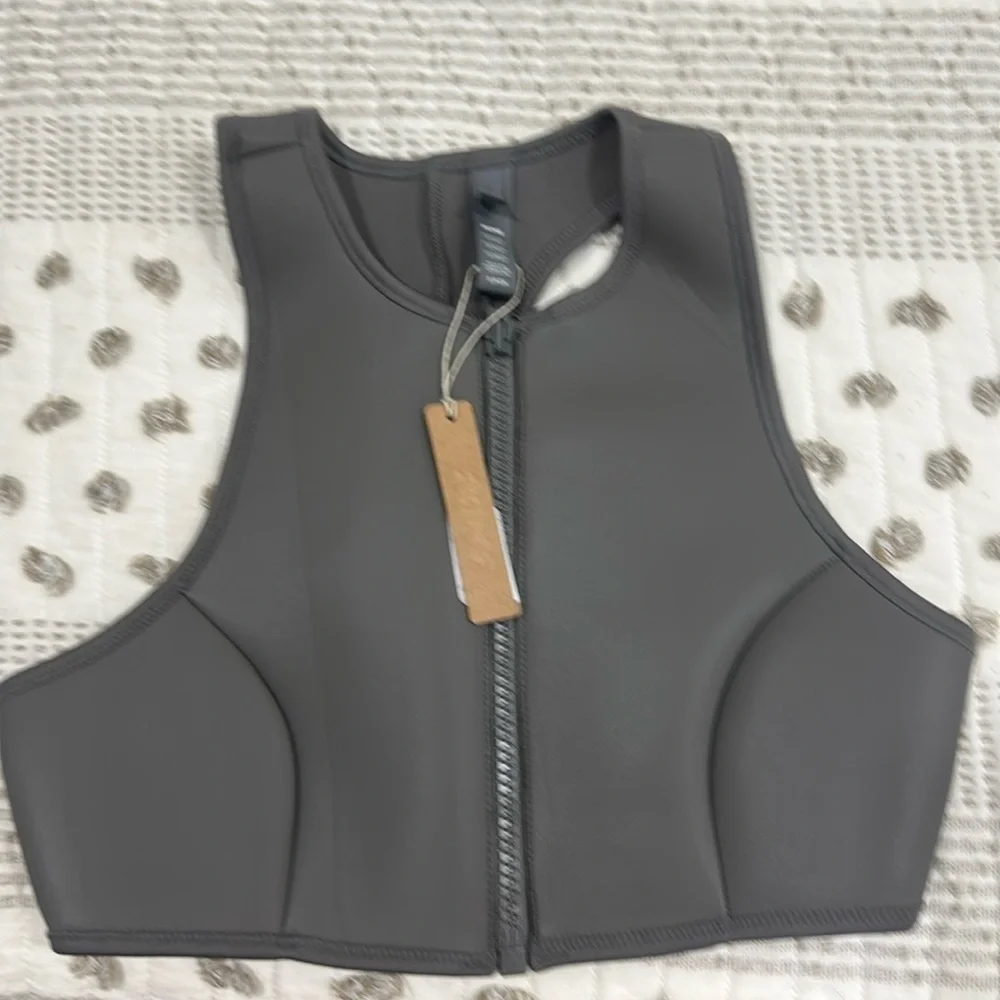 SKIMS NWT Rubberized Scuba Swim High Neck Bikini Top | S | Grey Chalk ✨🔥🔥🔥